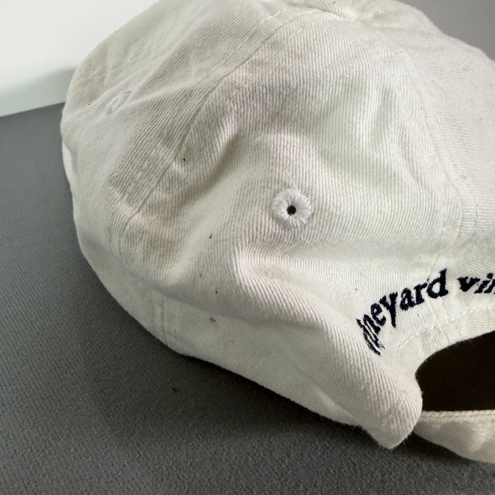 Vineyard Vines White and Red Long Sleeve Tee (Teen 18xl, women’s small)…with hat - Picture 11 of 13